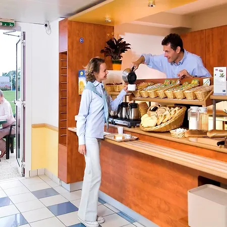 Hotel Ibis Budget Rennes Route De Saint Malo Montgermont