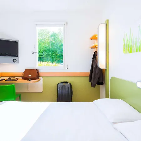 Hotel Ibis Budget Rennes Route De Saint Malo 2*